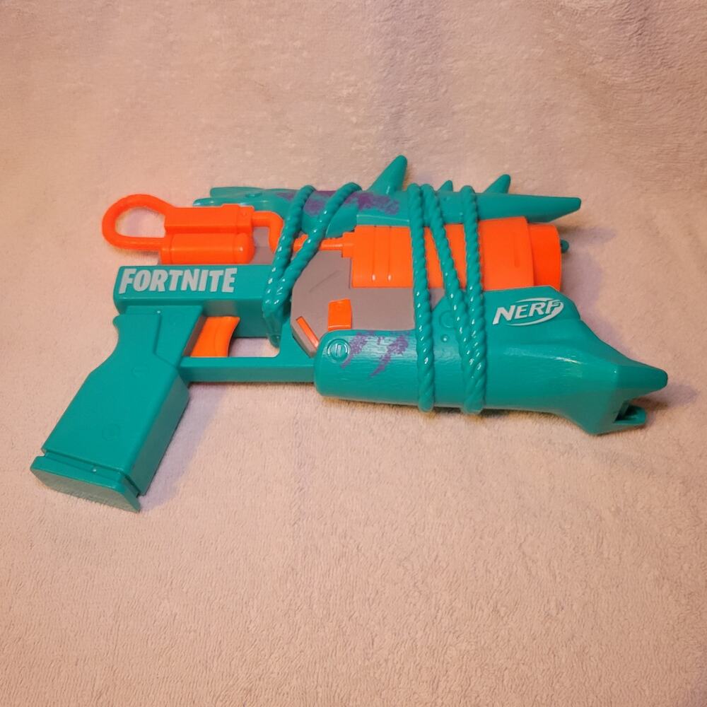 Nerf Fortnite Primal Kids Toy Blaster for Boys and Girls No Darts F6245221